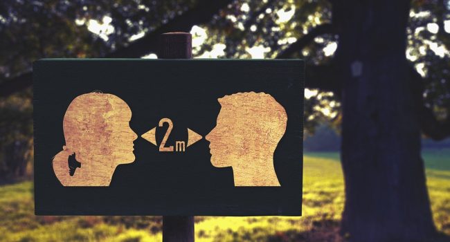 La distancia de seguridad y las mascarillas seguirán siendo imprescindibles en la fase 3. Foto: Pixabay