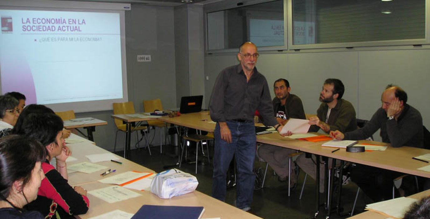 Imagen de archivo de un curso de Financiación Solidaria.