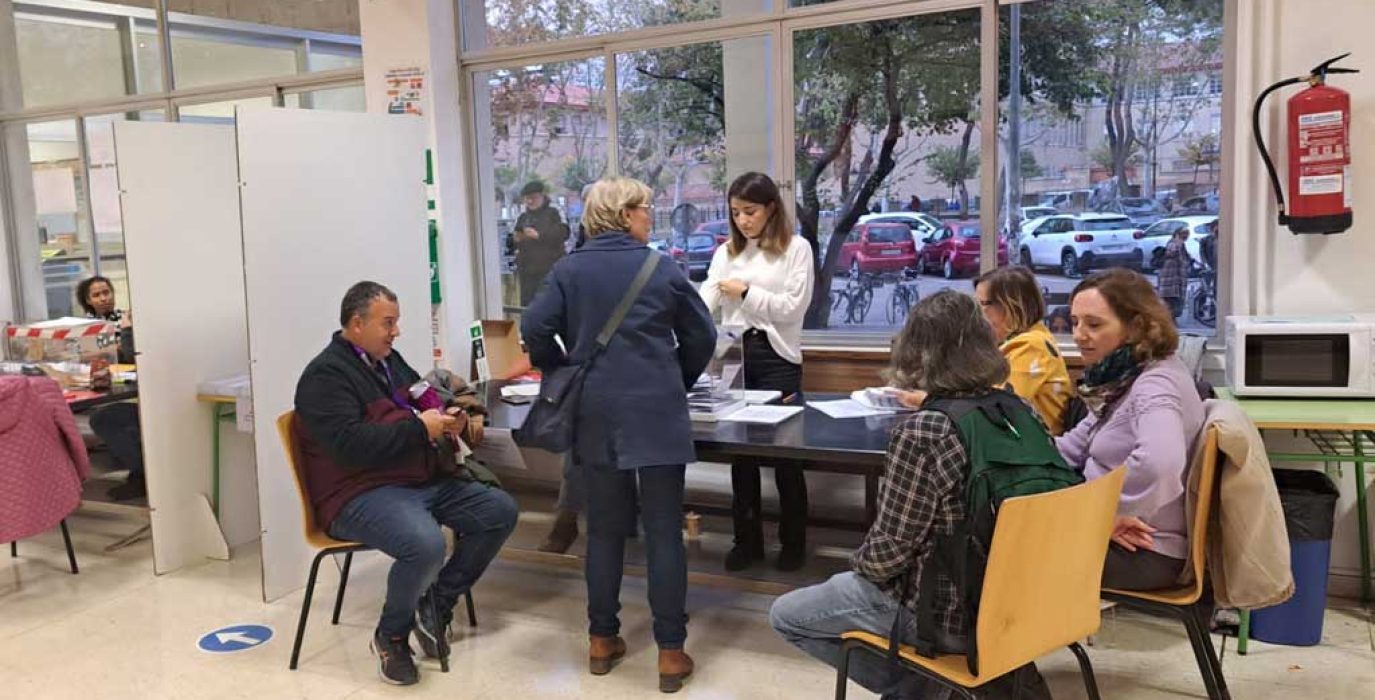 Una de las mesas de votación. | Foto: SOMOS.