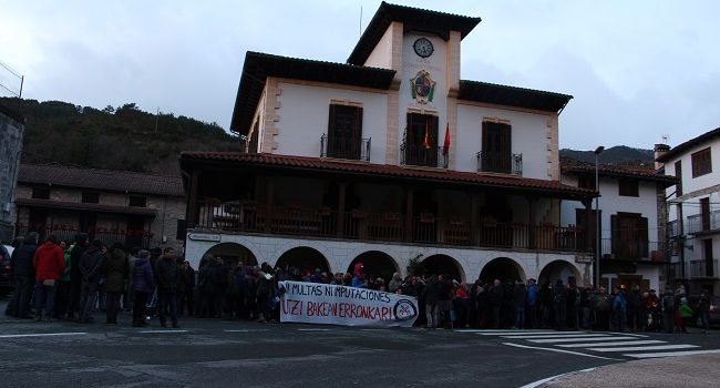 Erronkari volvió a llenarse de reivindicación. Foto: Erronkari Antifaxistak