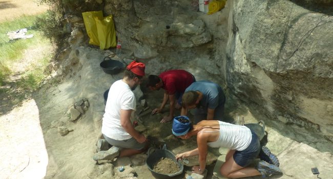 excavaciones arqueológicas en abrigos prehistóricos de las Altas Cinco Villas Aragon 2