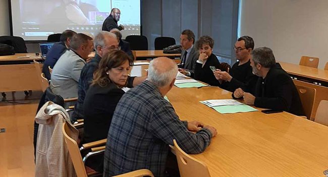 Un instante del acto de firma del convenio este 31 de octubre | Foto: CGT