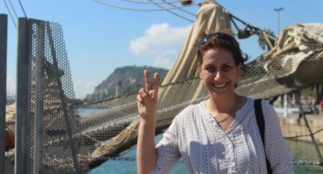 Jaldía Abubakra, una de las tripulantes de la Flotilla de Mujeres Rumbo a Gaza. Foto: Clara Asín