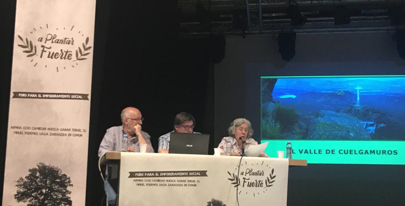 foro-a-planta-fuerte foto IU