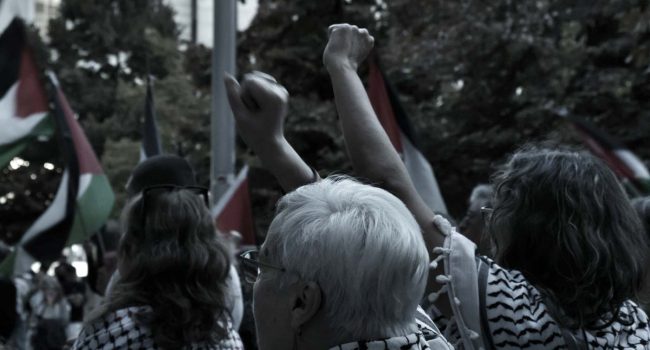 Un momento de la concentración organizada por Casa Palestina en Zaragoza este miércoles. | Foto: Frantic St Anger