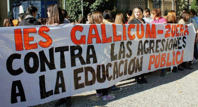 Foto: Asamblea de profesores y profesoras del IES Gallicum de Zuera