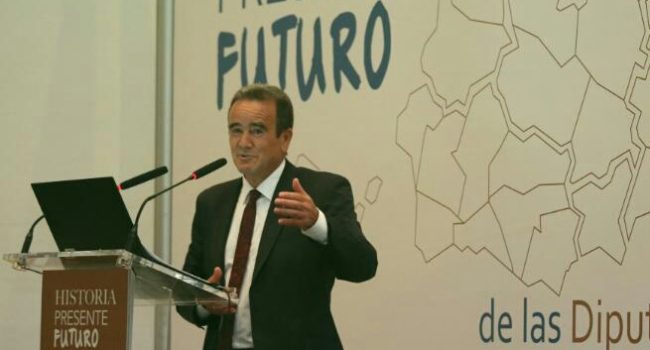 Juan Antonio Sánchez Quero fue investido Presidente de la DPZ con el apoyo de En Común.