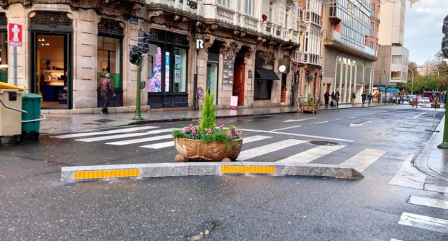 Calle Bajo Los Arcos en su tramo comprendido entre las calles San Francisco y Valparaíso. Imagen: EMT.