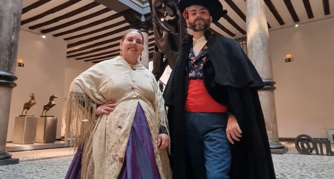 ¿Cuál es el coste de la indumentaria ‘tradicional’ aragonesa para lucir ‘bien pincho’ durante las fiestas del Pilar de Zaragoza de este 2024?