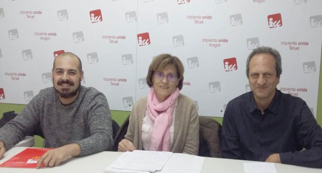 Nicolás López, Coordinador IU Teruel, M.Carmen Tortajada, Concejala GANAR Teruel (Miembro de IU) Alberto Granados, Secretario Organización IU Teruel.