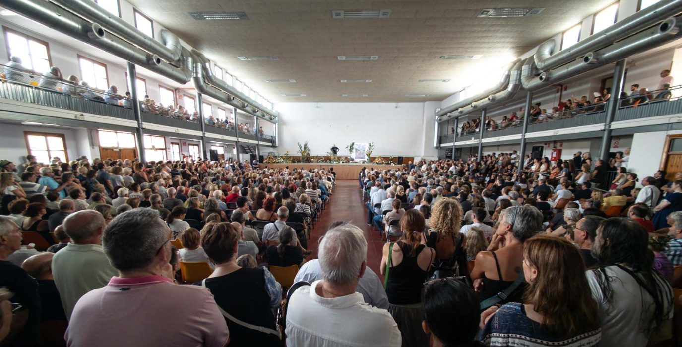 Homenaje en Tauste a Javier Sánchez Ansó y Ester Latorre Larrodé | Foto: Pablo Híjar / AraInfo