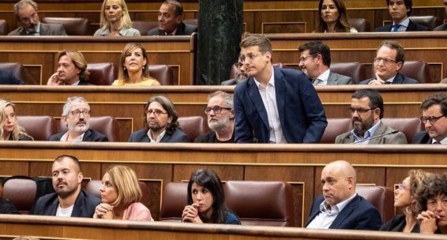 Pueyo reclama en Madrid un nuevo impulso para la reapertura del Canfranc