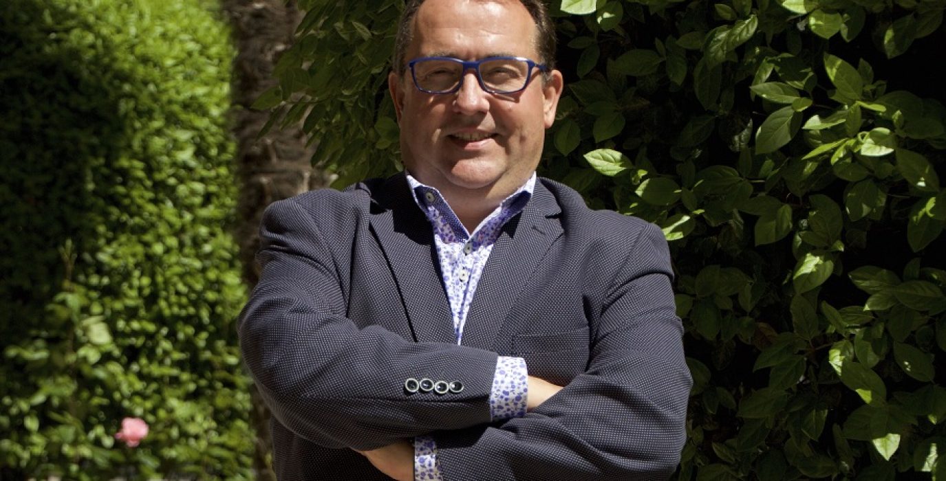 OSTA pide la dimisión del presidente de la patronal de hostelería