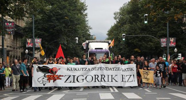 Manifestación en septiembre de 2015 a favor de Kukutza.