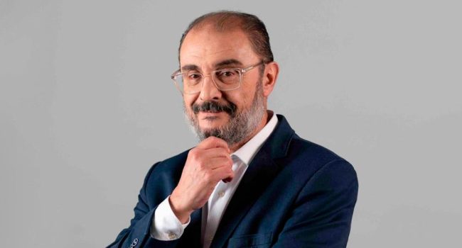 Javier Lambán en una foto compartida como imagen de perfil en redes sociales por el mismo.