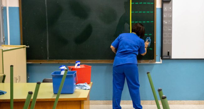 contingencia educación