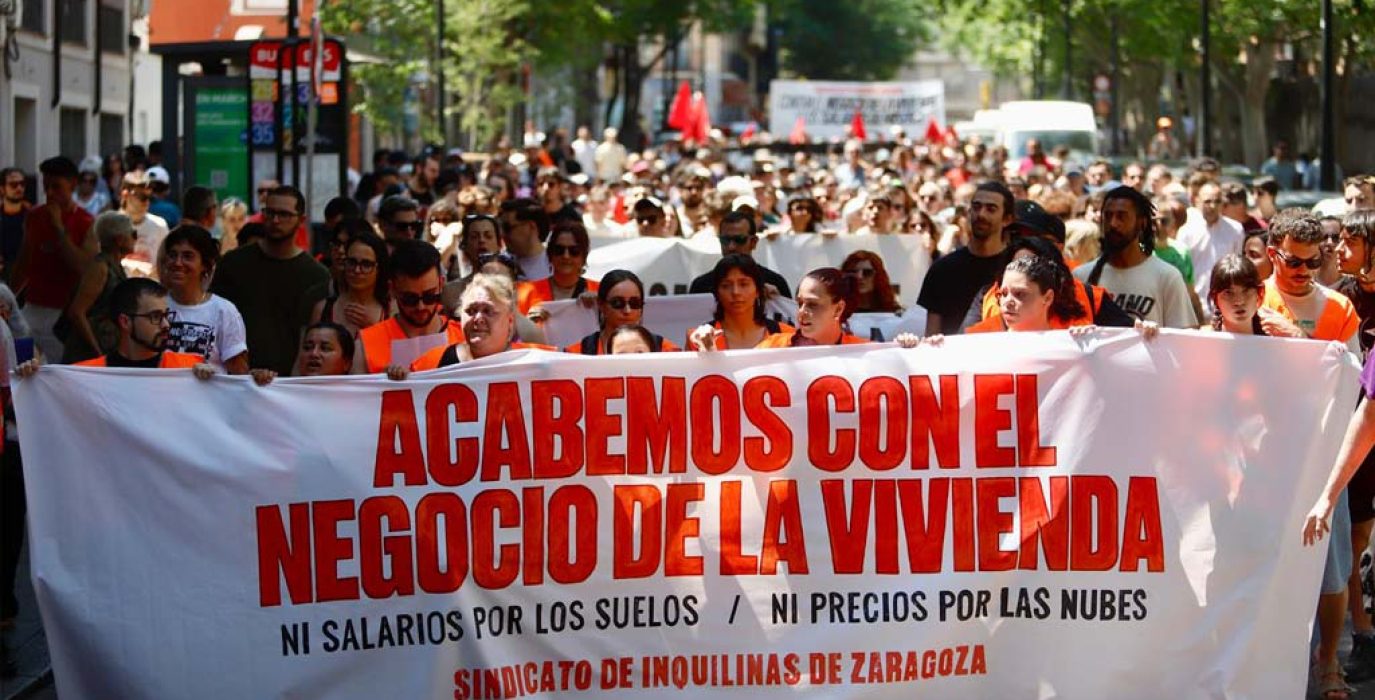 Pancarta de cabecera de la marcha por Zaragoza. | Foto: Sindicato de Inquilinas