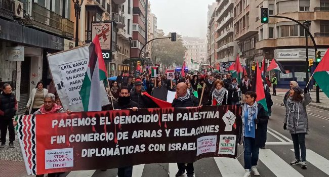Imagen de archivo de una marcha convocada por Iniciativa por Palestina en Zaragoza. | Foto: Pablo Híjar, AraInfo