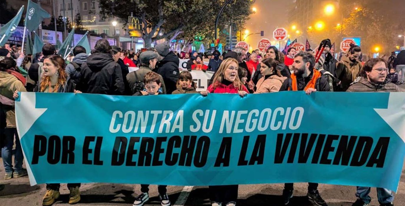 Cabecera de la manifestación del 30N de 2024 en Zaragoza | Foto: Iker G. Izagirre, AraInfo