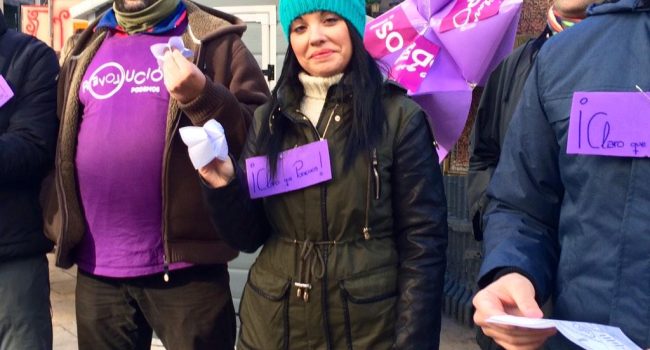 Maru Díaz, en el centro, secretaria general de Podemos Zaragoza.