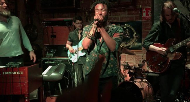 La  asociaciones de hosteleros aseguran que la nueva ordenanza amenaza también la música en directo en Zaragoza.