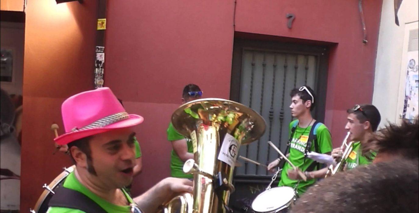 Charanga actuando durante las fiestas de Binéfar.