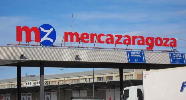 Detalle del gran letrero en la entrada de la instalación. | Foto: Mercazaragoza