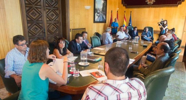 La Mesa del Transporte Público realizará reuniones cada dos meses.