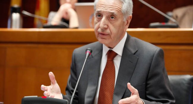 Modesto Lobón, consejero de Agricultura, Ganadería y Medio Ambiente de la DGA, Premio “Atila” Uesca 2015.