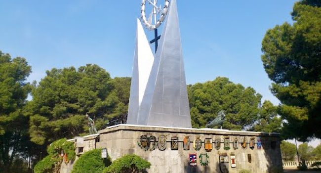 Entre otras cosas, CHA pide la eliminación del Monumento a la Legión de los Pinares de Venecia