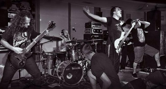 MortSubite en uno de sus conciertos.