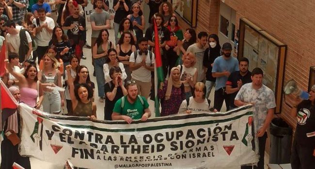 Imagen de una movilización en la Universidad de Málaga en mayo de este año. | Foto: @AcampadaUMA