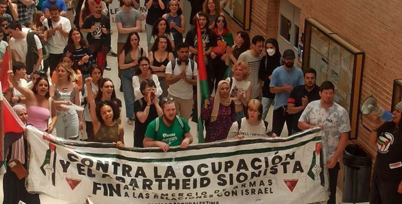 Imagen de una movilización en la Universidad de Málaga en mayo de este año. | Foto: @AcampadaUMA