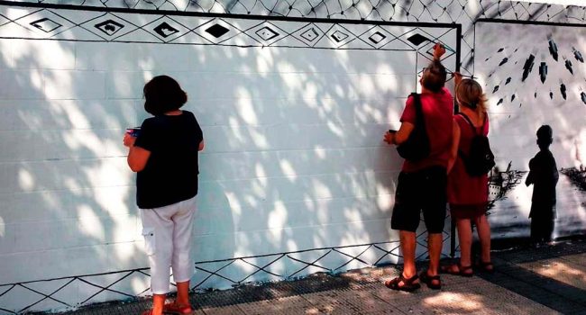 (Archivo) Un momento de la realización del mural. | Foto: Iniciativa por Palestina