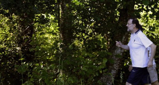 RAJOY REALIZA CAMINATA DE VACACIONES
