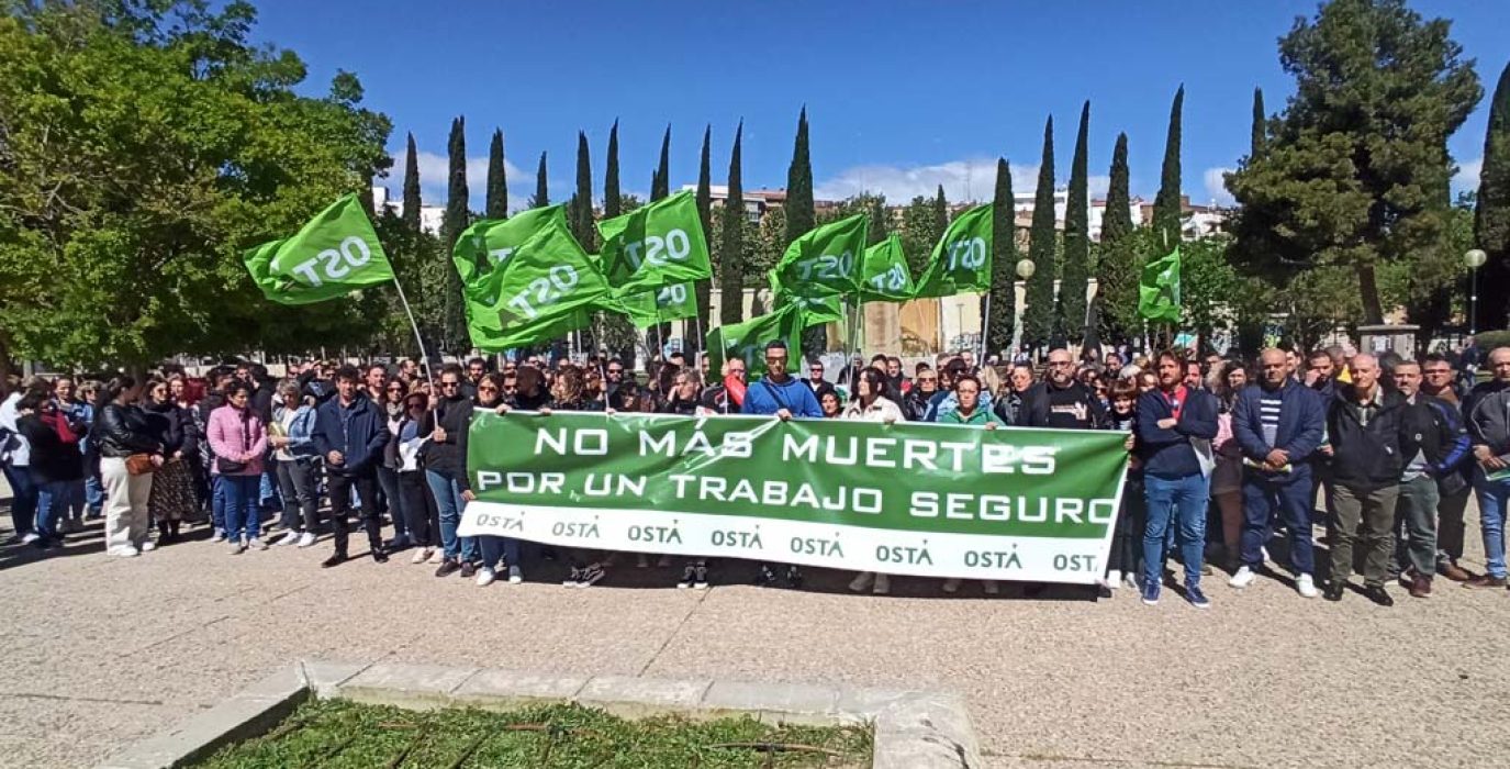 Concentración realizada a la conclusión de la asamblea. | Foro: OSTA