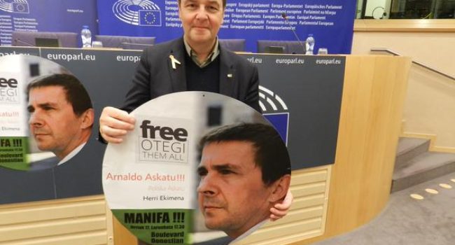 El europarlamentario Mark Demesmaeker, uno de los firmantes.