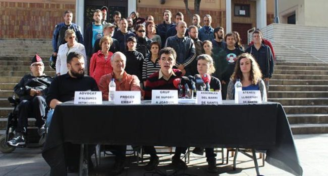 Imagen de la rueda de prensa en el barrio de Sants de Barcelona. Foto: Idoia Capuz Sánchez