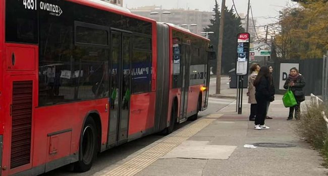 Para de autobús en Valdefierro | Foto: Asociación vecinal Las Estrellas