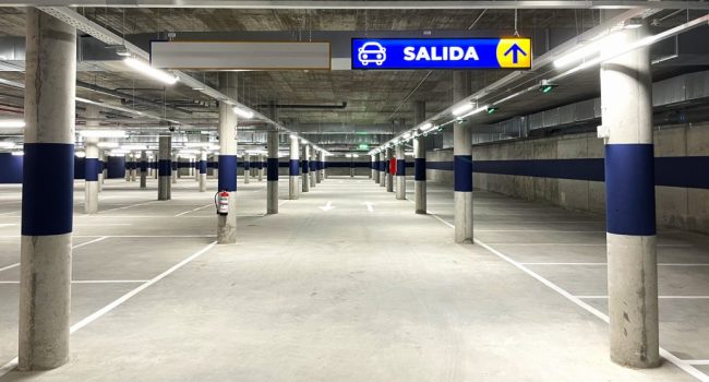 Parking del Parque Bruil.