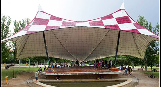 El kiosko del parque de La Paz se volverá a llenar de música este sábado. Foto: Primo Romero