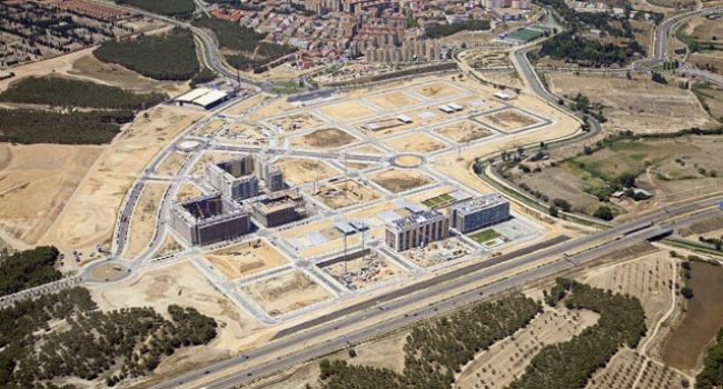 Izquierda Unida propone que se escuche a los vecinos de Parque Venecia en la elección de infraestructuras para el barrio.