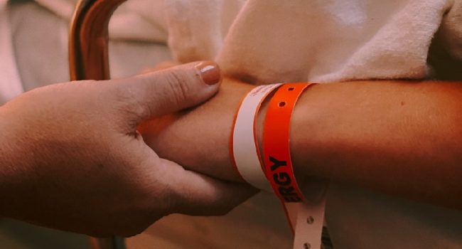 Las familias de Sobrarbe reclaman colectivamente por “la falta de pediatría” en la comarca