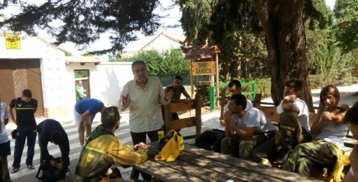 El diputado por Zaragoza en el Congreso, Perico Arrojo, en una reciente visita a la base BRIF de Daroca.