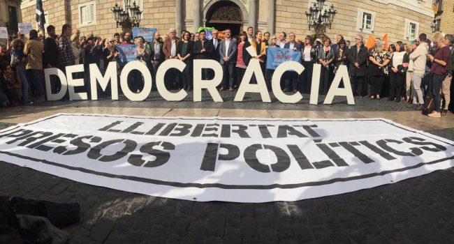 Concentración este jueves en Barcelona. Foto: @CUPBarcelona