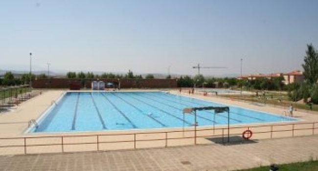 Piscina de Teruel. Foto: CNT Teruel