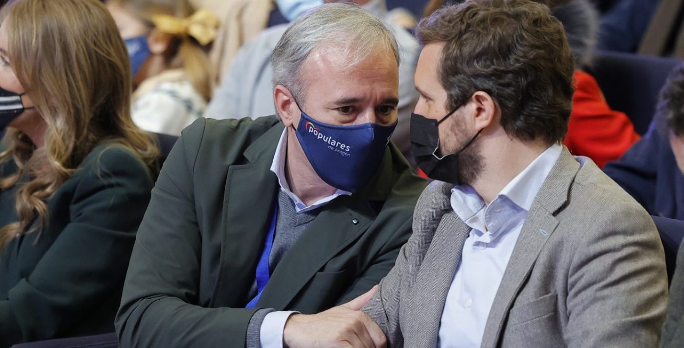Casado y Azcón en el congreso del PP Aragón en Zaragoza