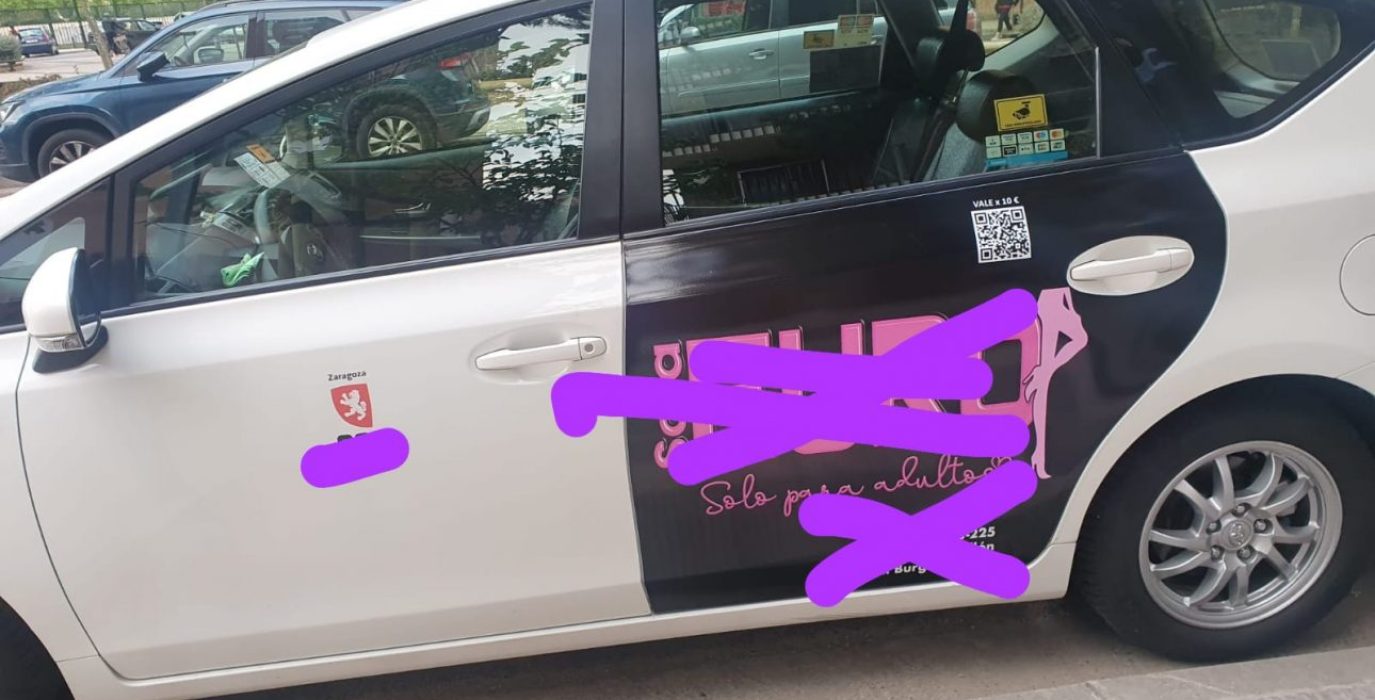 Publicidad en los taxis | Foto: FABZ.