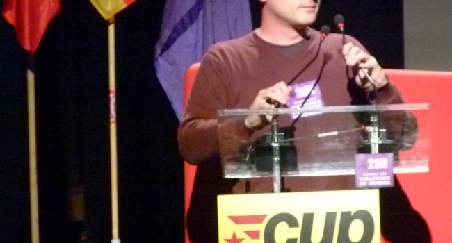 "Hemos hecho todo los esfuerzos con los partidos, ya no podemos hacer más. Este espectáculo no se lo merece nadie", dice el diputado Quim Arrufat. Foto: CUP