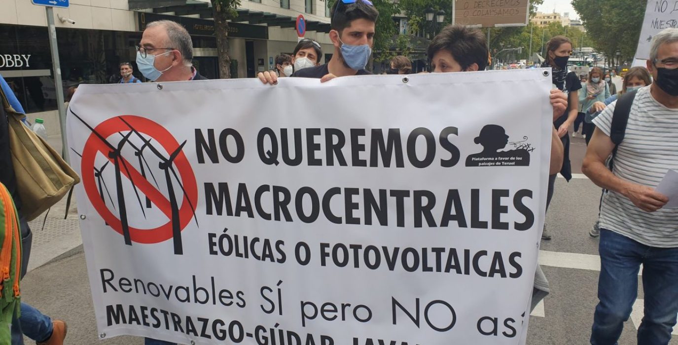Representación aragonesa en la manifestación del 16 de octubre de 2021 en Madrid.